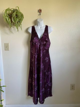 Vintage 80s Purple Floral Satin Long Nylon Nightgown Dress Lingerie - Size Large