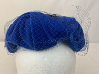 Pillbox Vintage Women Hat Blue Black Round Rooster Feathers Veil Netting Old