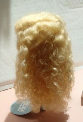 GORGEOUS Blonde MOHAIR Doll Wig,  org.  Box for Vintage or Antique Size 11 - 12 3