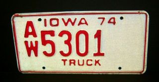 1) Vintage Antique 1974 Iowa License Plate Aw 5301 - Truck
