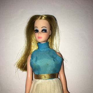 Vintage 1970 Topper Dawn Doll Blue & White Halter Dress,  Hand Bag,  & Extra Shoes 2