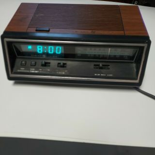 Vintage Ge General Electric Alarm Clock Radio Blue Led Electronic Model 7 - 4665b