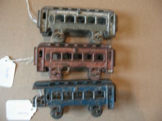Antique Vintage Cast Iron Floor Trains Set Of 3 Kenton Coaches