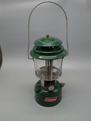 Vintage 1974 Coleman Lantern Model 220h With Globe Dated 2/74