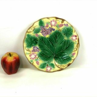 Antique Wedgwood Majolica Plate Decorated W/ Strawberry Grape Leaf 9 "