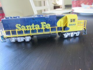 H O Trains: Running Santa Fe Freight Road Diesel - - Needs Couplers