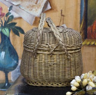 Antique French Wicker Picnic Basket For Fashion Doll Or Small Bebe