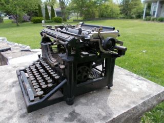 Vintage Antique Underwood Portable Typewriter 692624 2