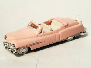 Vintage Praline Marylin Monroe 1954 Pink Cadillac Convertible - 1:87 Ho Scale