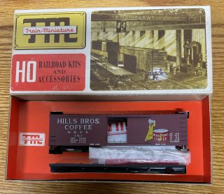 Train Miniature 8060 Ho Scale Hills Bros Coffee 40’ Wood Box Car