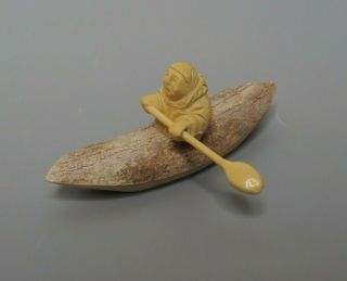 Good Vintage North American Inuit Male Figure In A Kayak Canada Eskimo Greenland
