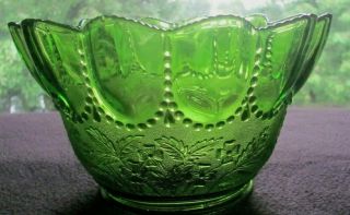 Rare Antique Green Delaware Dogwood And Vine Glass Gas Light Shade / Sconce