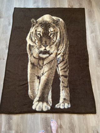 Vtg Tac Preying Tiger Reversible Blanket Acrylic Throw Brown 76 X 55 “ Spain