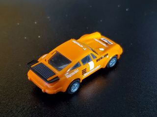Herpa Porsche 930 Turbo (Orange) - 1:87 HO Scale 3