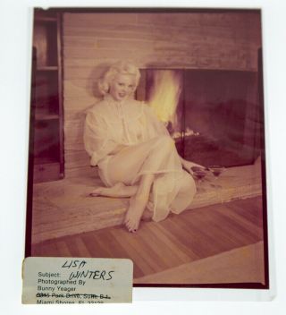 Bunny Yeager Color 4 x 5 Color Transparency Pin - up Babe Lisa Winters Hearth Pose 2