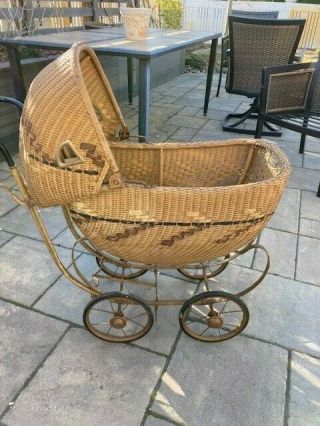 Antique Wicker Baby Doll Cradle Crib Bassinet Basket Stroller Buggy Carriage