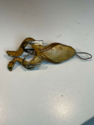 Vintage carswell frog fishing lure made for Shakespeare 1898 2