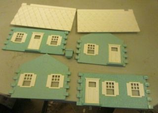 Plasticville O/s Gauge Turquoise And White Cape Cod Complete No Box
