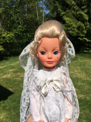 Vintage 1960s Furga Italy Alta Moda 18” Simone Bride Doll