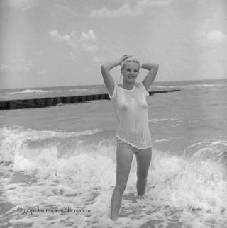 Bunny Yeager 50s Black & White Camera Negative Sea Siren Lisa Winters