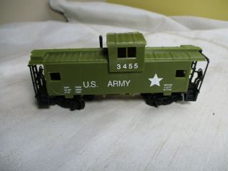 Model Power Ho Scale Us Army Caboose Car