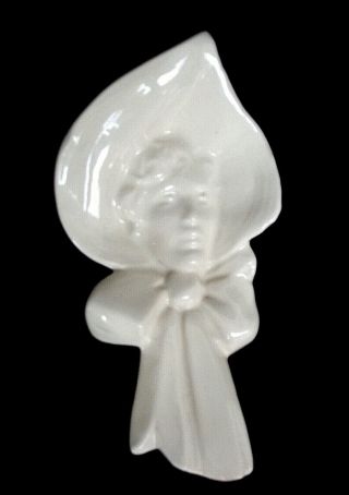 Vintage Mccoy Pottery Lady With Bonnet Wall Pocket - White