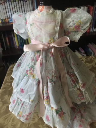 VINTAGE 16“ TERRI LEE GARDEN PARTY OUTFIT FLORAL ORGANDY DRESS AND BONNET W/TAG 2