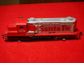 Tyco HO Scale Santa Fe Diesel Locomotive 5628 Bench Lights Does not Run 2