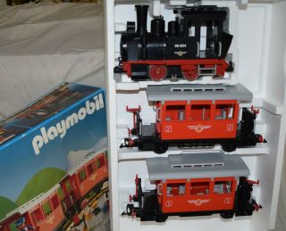 Playmobil Railroad Set 4002 Locomotive And Two Passenger Cars - G Scale Train