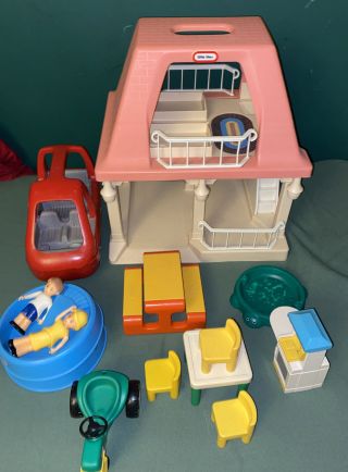 Vtg Little Tikes Grandma’s Cottage Doll House W/ Red Van 2 Pools Tractor