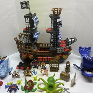 Fisher - Price Imaginext 2006 Pirate Ship Whale Figures Cannon Shark Figures