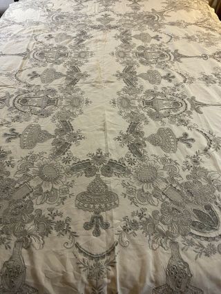 Omg Magnificent Vintage Madeira Cut Work Embroidered Tablecloth 63x95 273