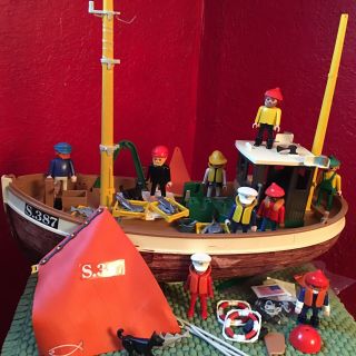 Playmobil 3551 Vintage Fishing Boat Trawler Captain Crew 1984 Incomplete