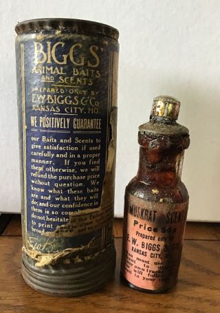 Antique Vintage Fur Co Muskrat Scent Animal Bait Bottle & Tube