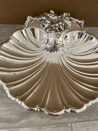 1960 ' s Reed & Barton 200 Silver Plate Scallop Shell Grapes Footed Serving Dish 3