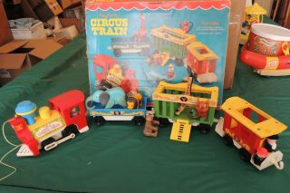 Vintage Fisher Price Play Family Circus Train 991 - 1973 - Complete