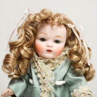 Vintage 1985 Bru Jne Porcelain Doll " Shelly " Size 9