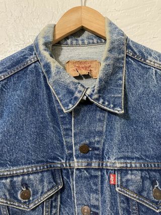 Vintage 90s Blue Wash Levi’s Denim Jacket Size Xl
