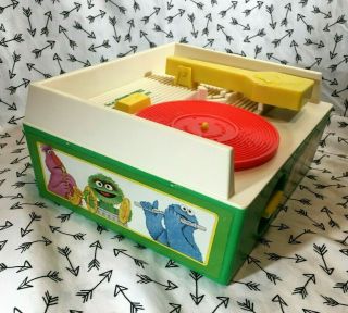 Vintage 1984 Fisher - Price Sesame Street Record Player with all Five Records 3