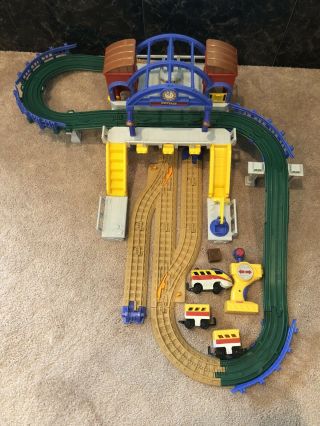 Fisher - Price Geotrax Rail And Road System Grand Central Station,  Geo Trax