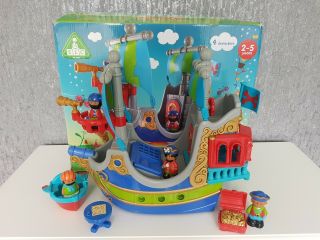 Elc Happyland Pirate Ship Complete With Figures And Accessories