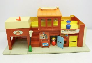 Vintage 1973 Fisher Price 997 Little People Play Family Village Main Street Toy
