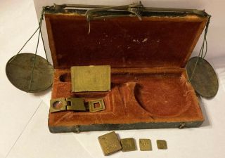 Old Jewelrs Scale W/box