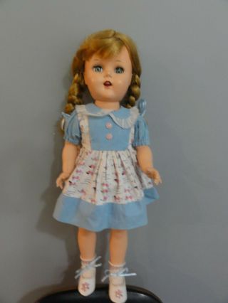 19 " Vintage Fifties Walker Doll Hard Plastic Dress