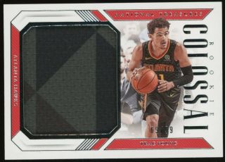 2018 - 19 Panini National Treasures Trae Young Hawks Rc Rookie Colossal Jersey /99