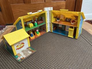 1969 Vintage Fisher Price Little People 952 Play Family House Playset