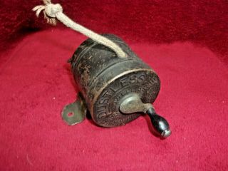 Antique Lowell Ever Ready Dustless Retractible Clothes Line Reel,  1914