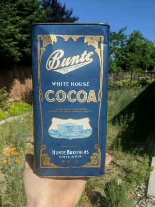 Antique Bunte White House Cocoa Large Advertising Tin.  Chicago,  Illinois 10.  5 "