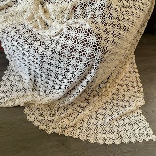 Vintage Handmade Crochet Lace Ecru Beige Coverlet Bedspread 72 X 93