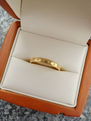 Antique Vintage Solid 18ct Yellow Gold Starburst Design Stacking Ring Band Ring